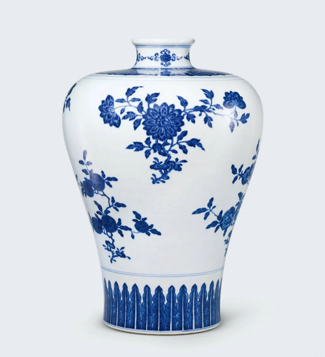 Blue and white folded branch f